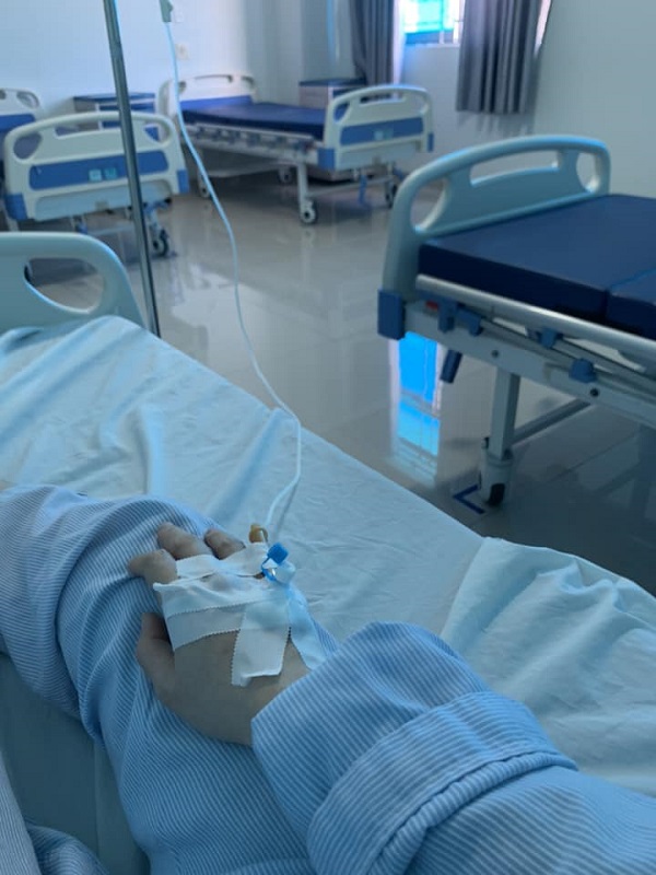Ảnh truyền nước giúp truyền đạt lý do xin nghỉ