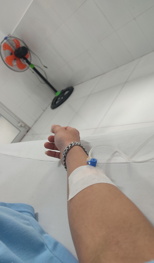 Bức ảnh truyền nước đơn giản, dễ dùng để minh họa
