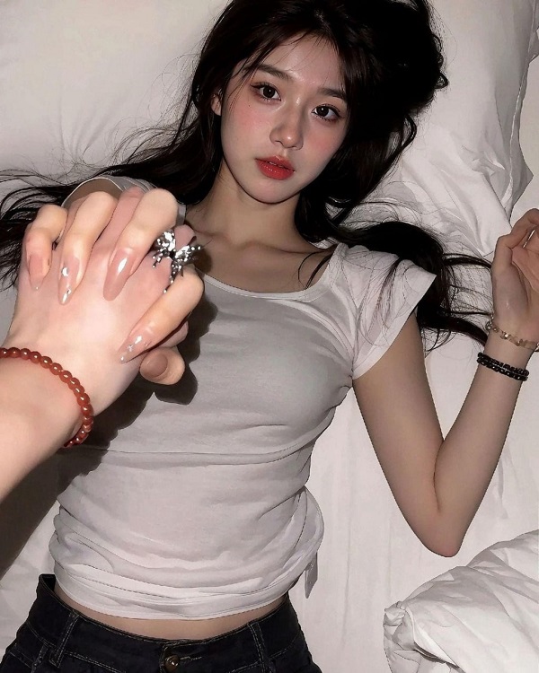 Hot girl Việt Nam sexy trong phòng ngủ