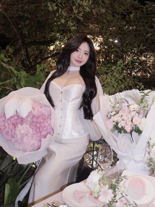 gái gọi long khánh 7