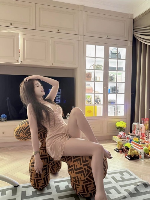 gái gọi long thành 26