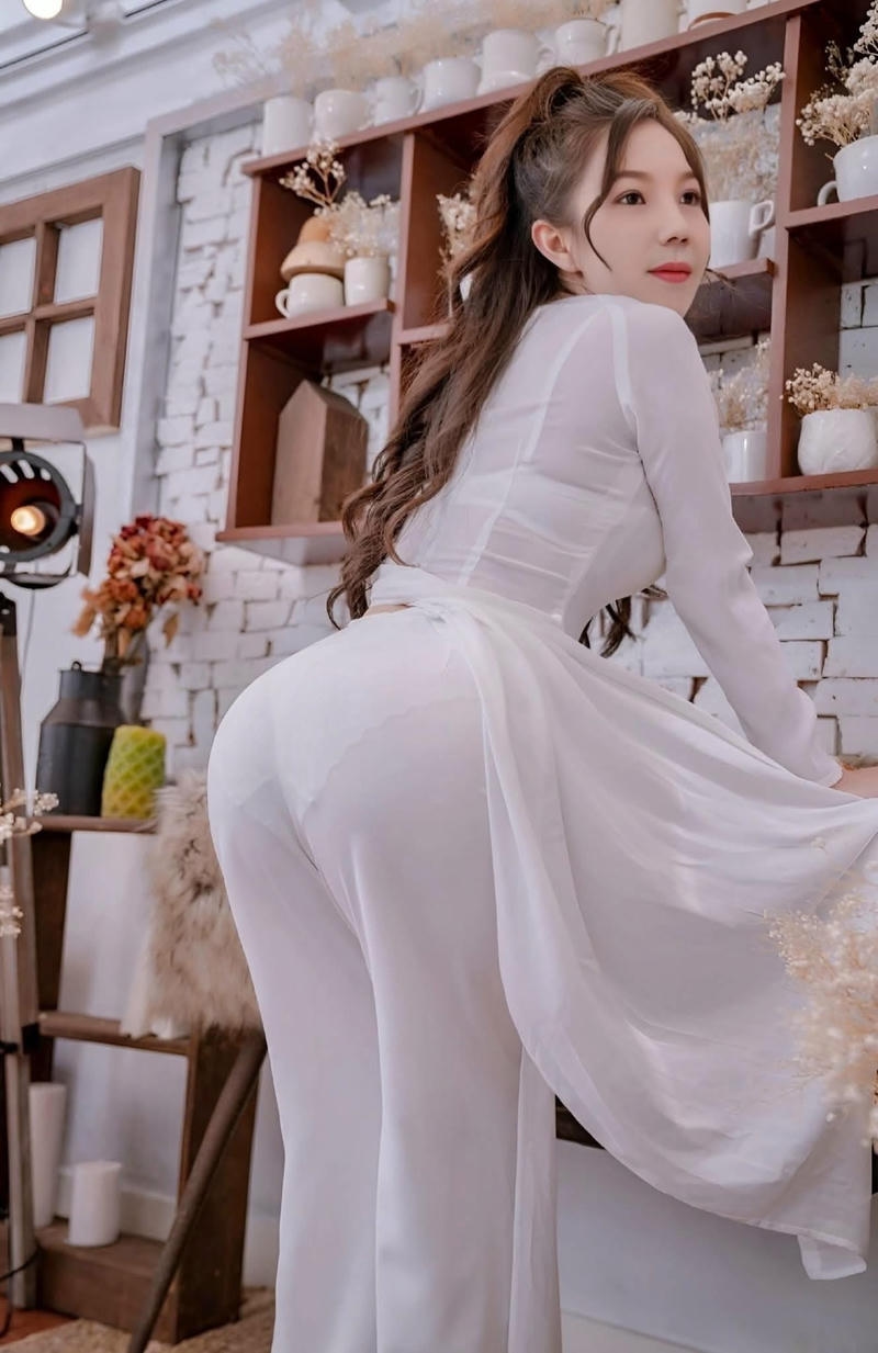 ảnh sex áo dài 13