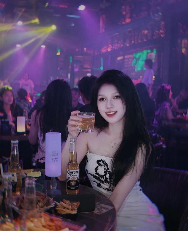 ảnh sex say rượu 22